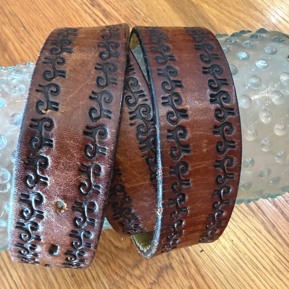 Honest by Brighton Mens Brown Leather Embossed Scroll Belt Strap Size 42